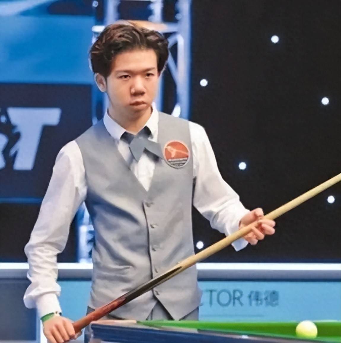 费德勒通过 费德勒通过