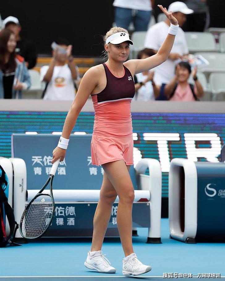 中国女排正 中国女排正