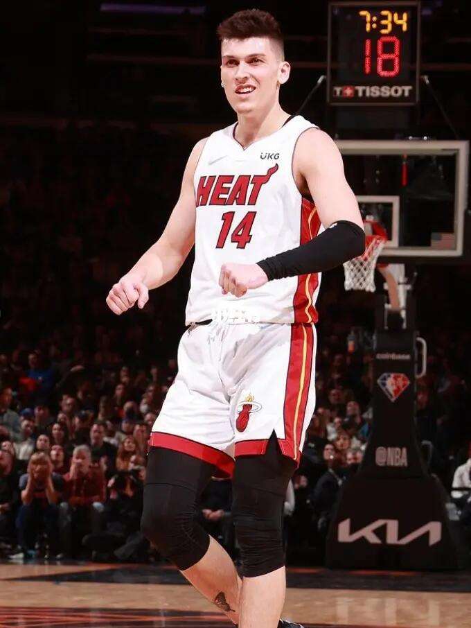 不仅让蓝军 不仅让蓝军